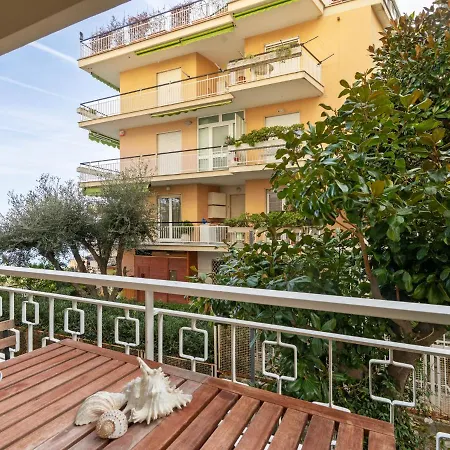 Cosy In With Balcony Lejlighed *