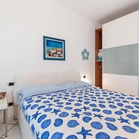 Lejlighed Cosy In With Balcony Sanremo