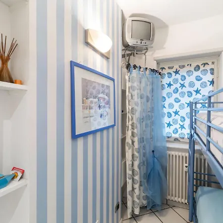 Cosy In With Balcony Appartement San Remo